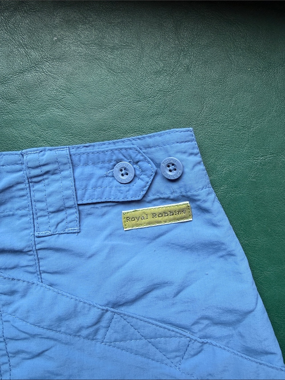 Royal Robbins hiking shorts - Picture 3 of 4